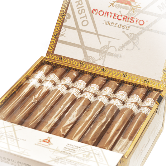 Montecristo White Churchill