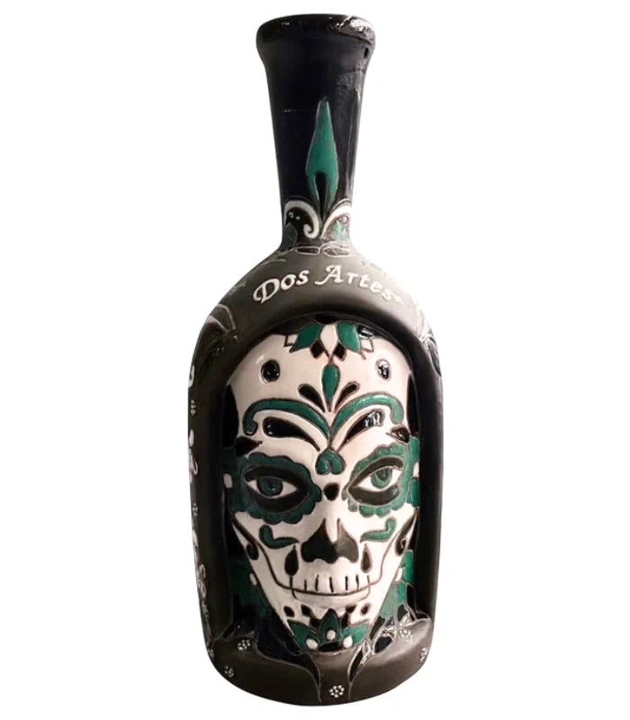 DOS ARTES CALAVERA DOBLE BARRICA TEQUILA AÑEJO 2025 EDITION 1L SKULL